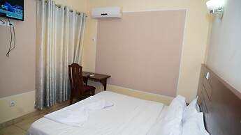 Hotel Residence Madadjeu