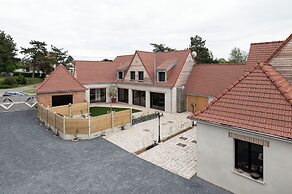Au Coeur Du Village