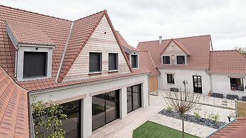 Au Coeur Du Village