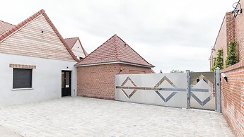 Au Coeur Du Village