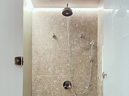 Setai Yacht - Garden III - By Almare