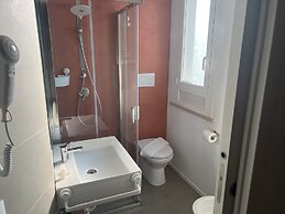 HOTEL ANVERSA