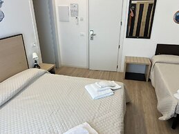 HOTEL ANVERSA