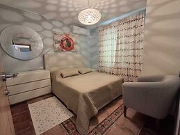 Beachfront Four bedroom Apartment