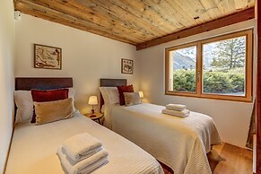 Chalet Fortuna a Jewel in Central Chamonix