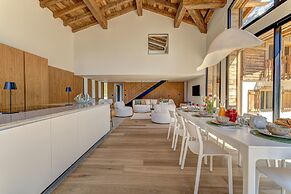 Chalet Fortuna a Jewel in Central Chamonix