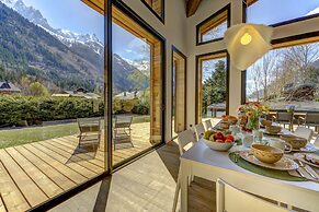 Chalet Fortuna a Jewel in Central Chamonix