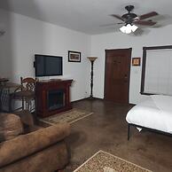 Unit 3 Champagne Terminal Stylish Stay