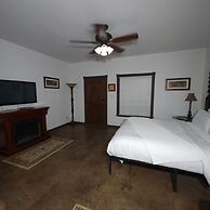 Unit 3 Champagne Terminal Stylish Stay