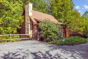 Backwoods Secluded Cabin Escape for 8 Guests