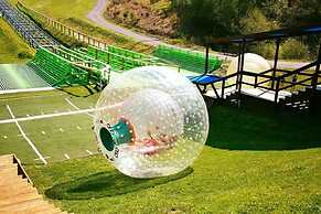 Backwoods Secluded Cabin Escape for 8 Guests