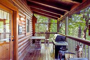 Backwoods Secluded Cabin Escape for 8 Guests