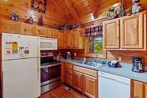 Backwoods Secluded Cabin Escape for 8 Guests