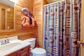 Backwoods Secluded Cabin Escape for 8 Guests