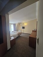 RITSA HOTEL