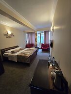 RITSA HOTEL