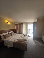 RITSA HOTEL