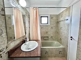 79 AN - Stay Nissi Chrysland Studio 215