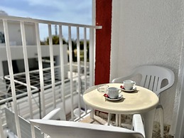 79 AN - Stay Nissi Chrysland Studio 215