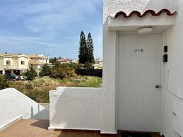 79 AN - Stay Nissi Chrysland Studio 215