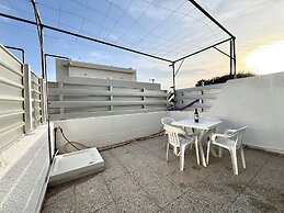 79 AN - Stay Nissi Chrysland Studio 111