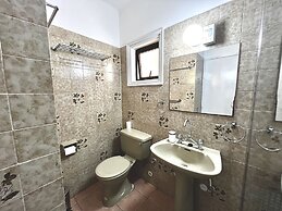 79 AN - Stay Nissi Chrysland Studio 111