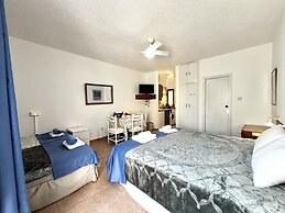 79 AN - Stay Nissi Chrysland Studio 111