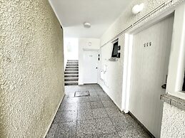 79 AN - Stay Nissi Chrysland Studio 111