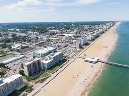 The Colony at Virginia Beach