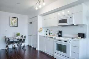 The Pearl Waterfront Estate