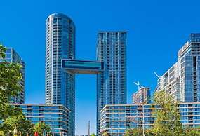 The Pearl Waterfront Estate