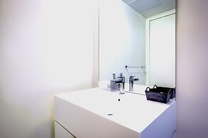 The Pearl Waterfront Estate