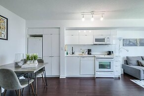 The Pearl Waterfront Estate