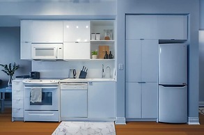 The Pearl Waterfront Estate