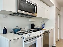 The Pearl Waterfront Estate