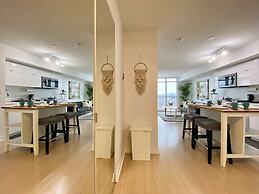 The Pearl Waterfront Estate