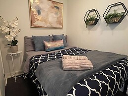 The Pearl Waterfront Estate