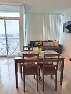 The Pearl Waterfront Estate