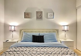 The Pearl Waterfront Estate