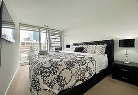 The Pearl Waterfront Estate