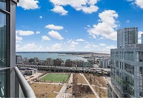 The Pearl Waterfront Estate