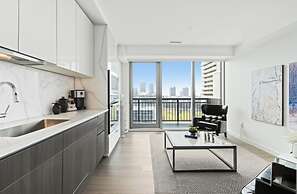 The Pearl Waterfront Estate