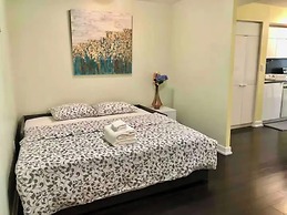 The Pearl Waterfront Estate