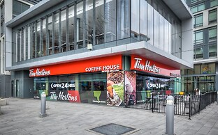 The Pearl Waterfront Estate