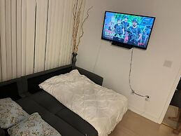 The Pearl Waterfront Estate