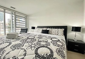 The Pearl Waterfront Estate