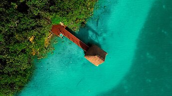 Casa Relaxo Waterfront Villa with Private Dock in Bacalar Lagoon