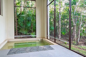 Casa Relaxo Waterfront Villa with Private Dock in Bacalar Lagoon