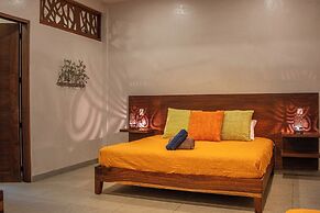 Casa Relaxo Waterfront Villa with Private Dock in Bacalar Lagoon