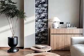 Dali Qingmai Seaview Resort (North Courtyard)